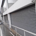 PORTAS-DE-ENROLAR-AUTOMATICAS-SEGURANCA-CONFORTO-MANUTENCAO-1