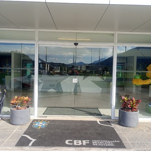 porta automática de vidro CBF